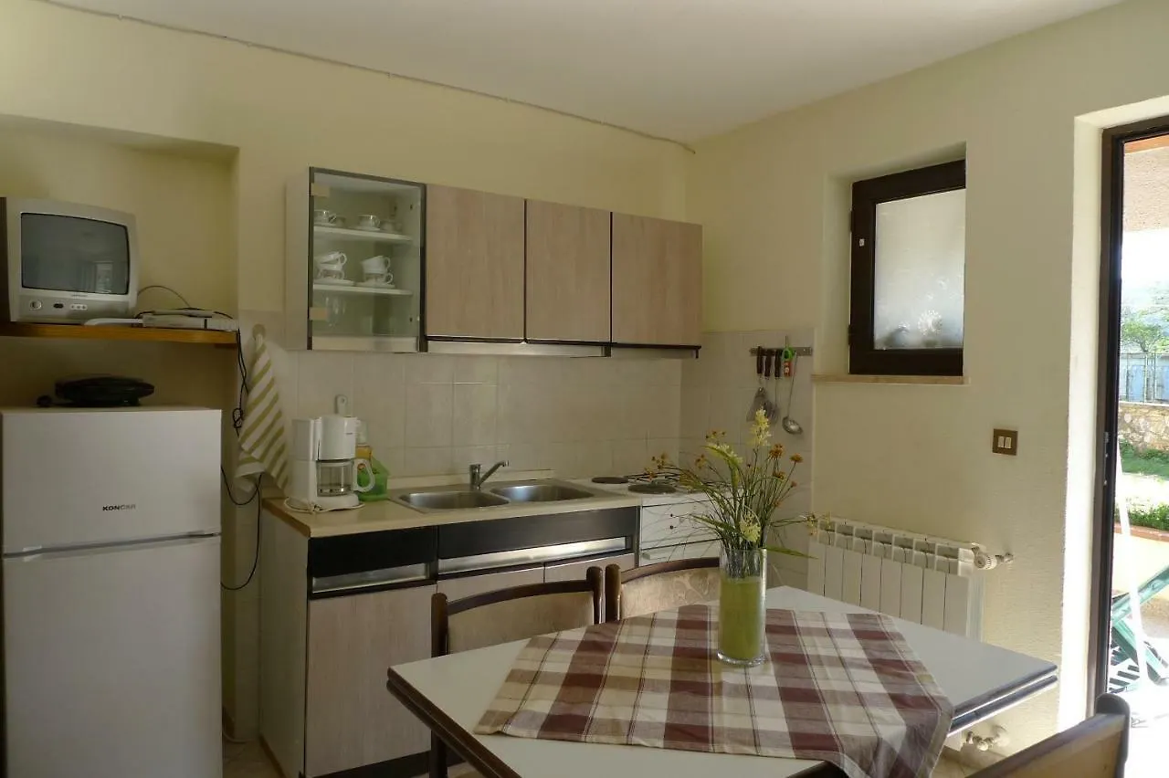 Apartments Smolica 拉宾